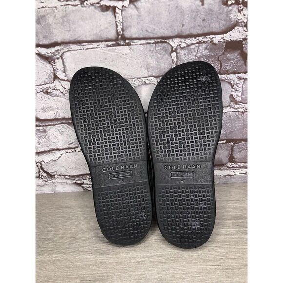 Cole Haan Grand Os. 25390 Black Rubber Floral Print Sandals Women Sz 7B US/38EU - Picture 13 of 16